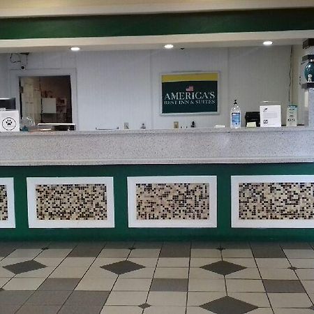 Budgetel Inn And Suites Birmingham Esterno foto