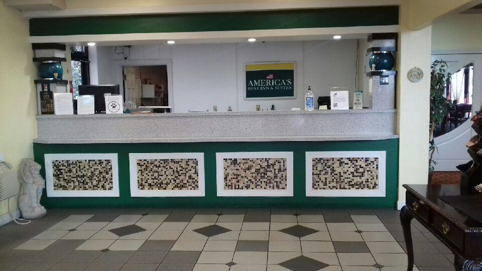 Budgetel Inn And Suites Birmingham Esterno foto